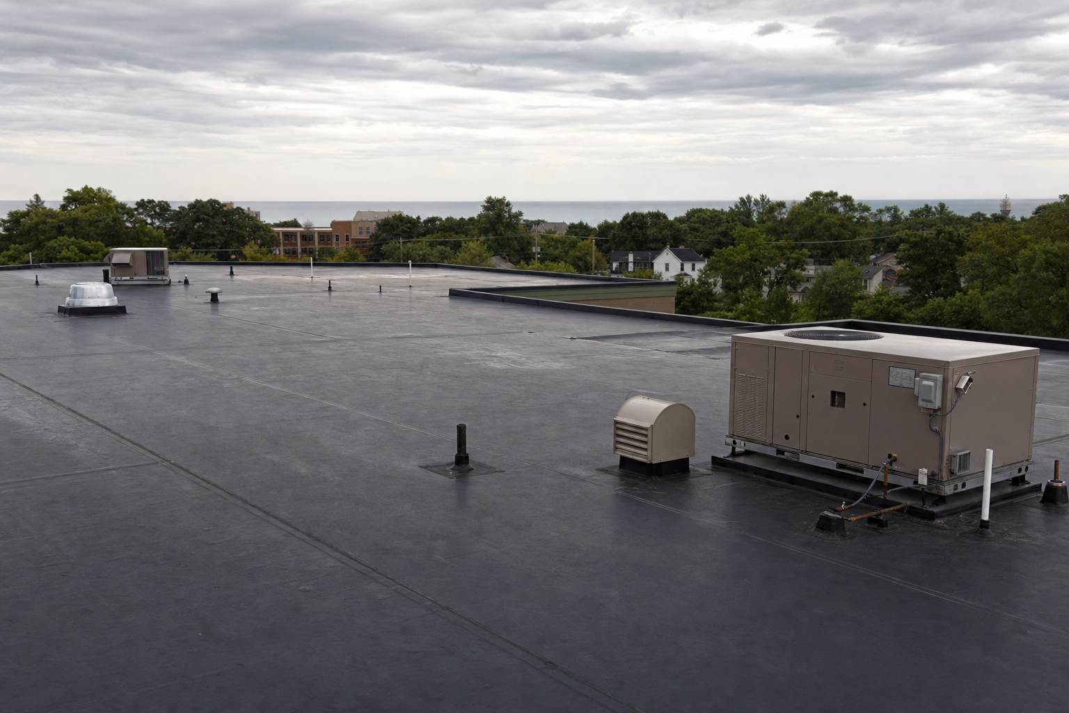 EPDM Commercial Roofing in the Midwest: Elevate RubberGard for Lake County Buildings